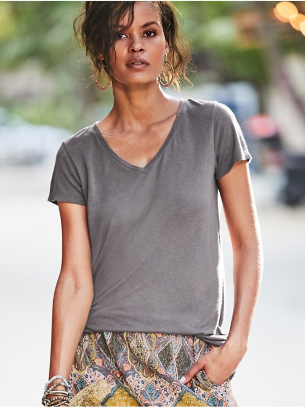 Garnet Hill Gray V‑Neck Linen-Modal Short Sleeve Tee